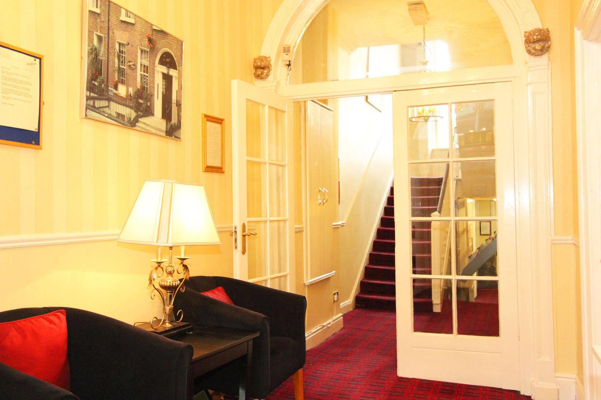 Latchfords Self Catering Apartments ダブリン エクステリア 写真